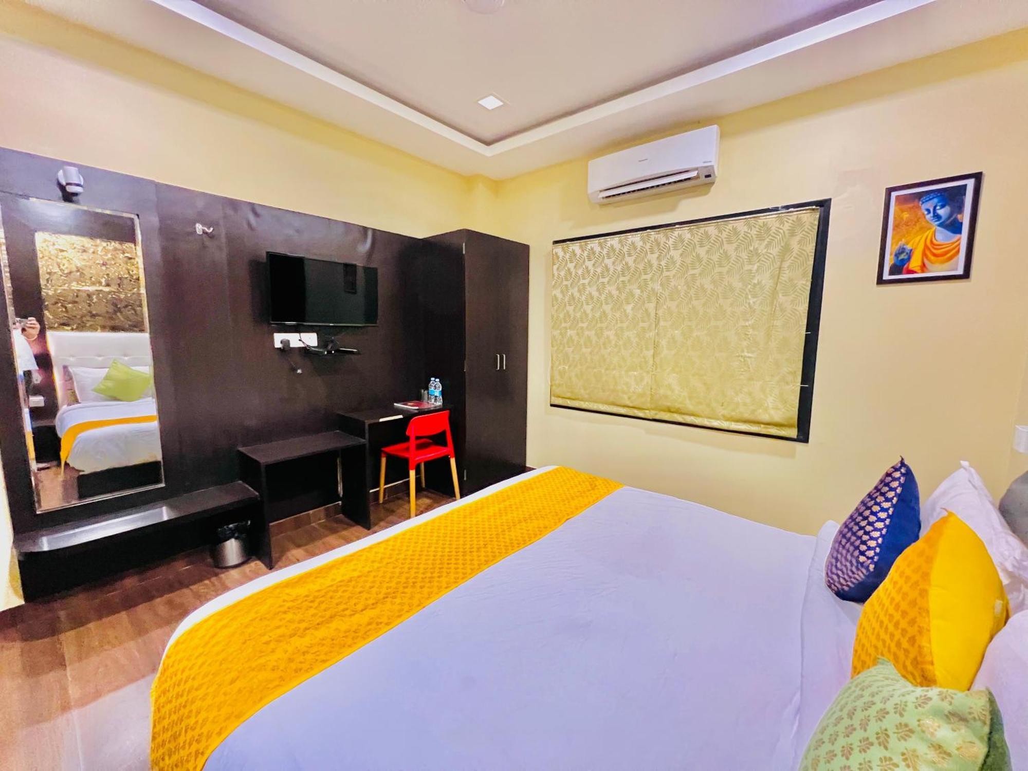 Hotel Grand Bhagwat, Udaipur Ngoại thất bức ảnh