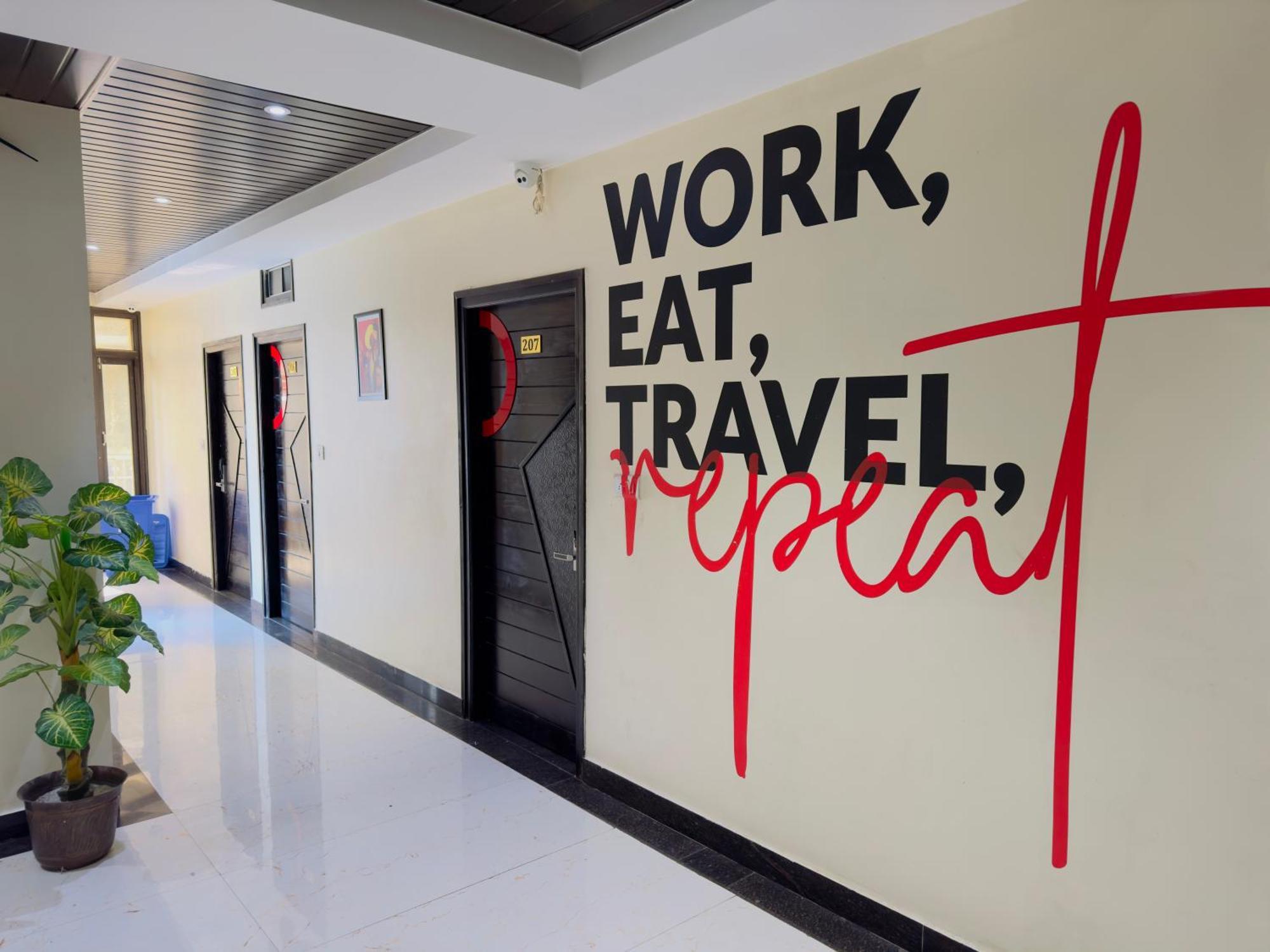 Hotel Grand Bhagwat, Udaipur Ngoại thất bức ảnh