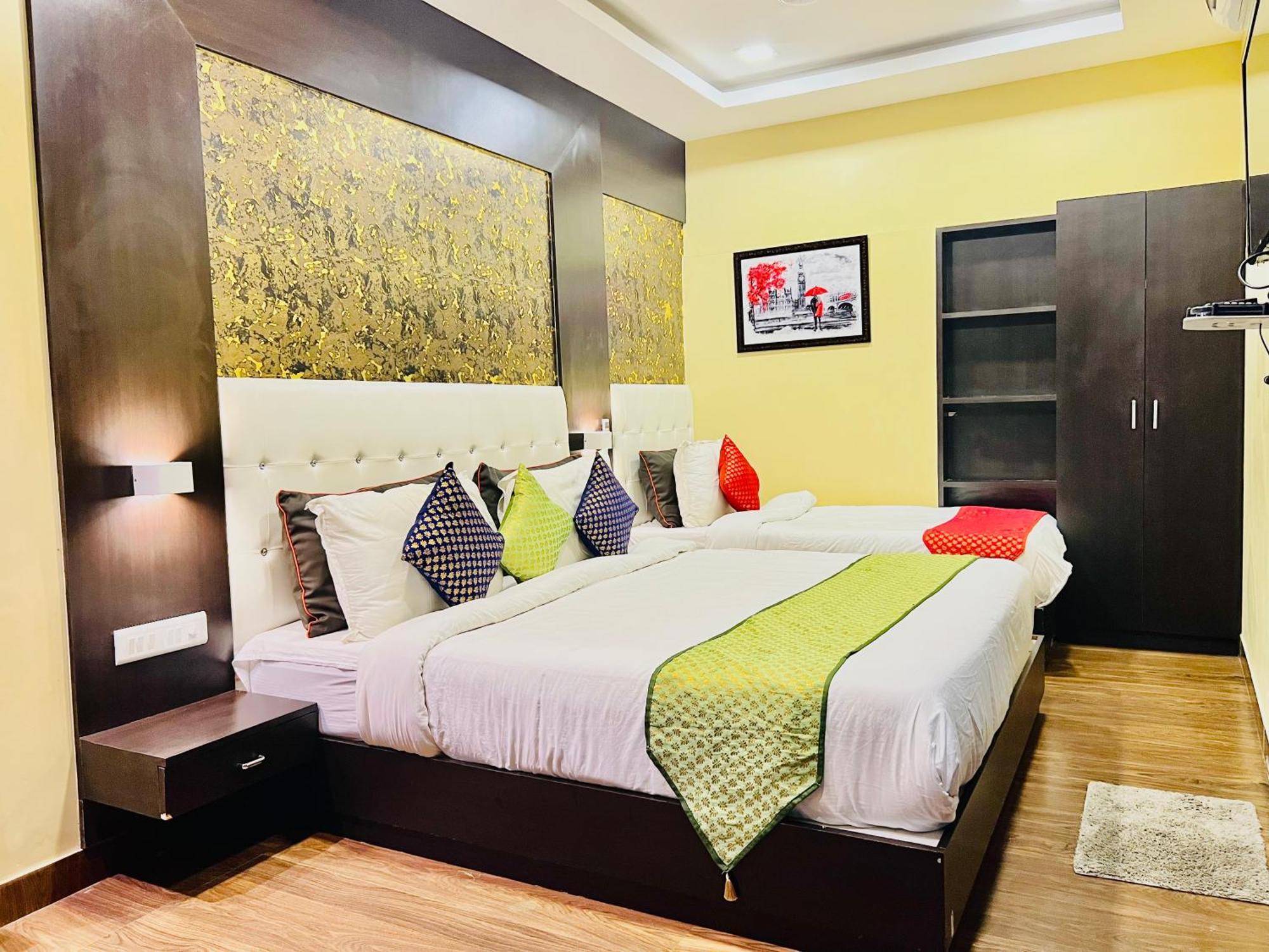 Hotel Grand Bhagwat, Udaipur Ngoại thất bức ảnh