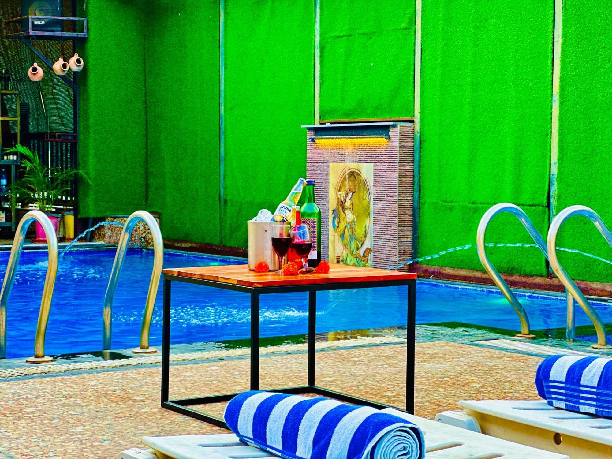 Hotel Grand Bhagwat, Udaipur Ngoại thất bức ảnh