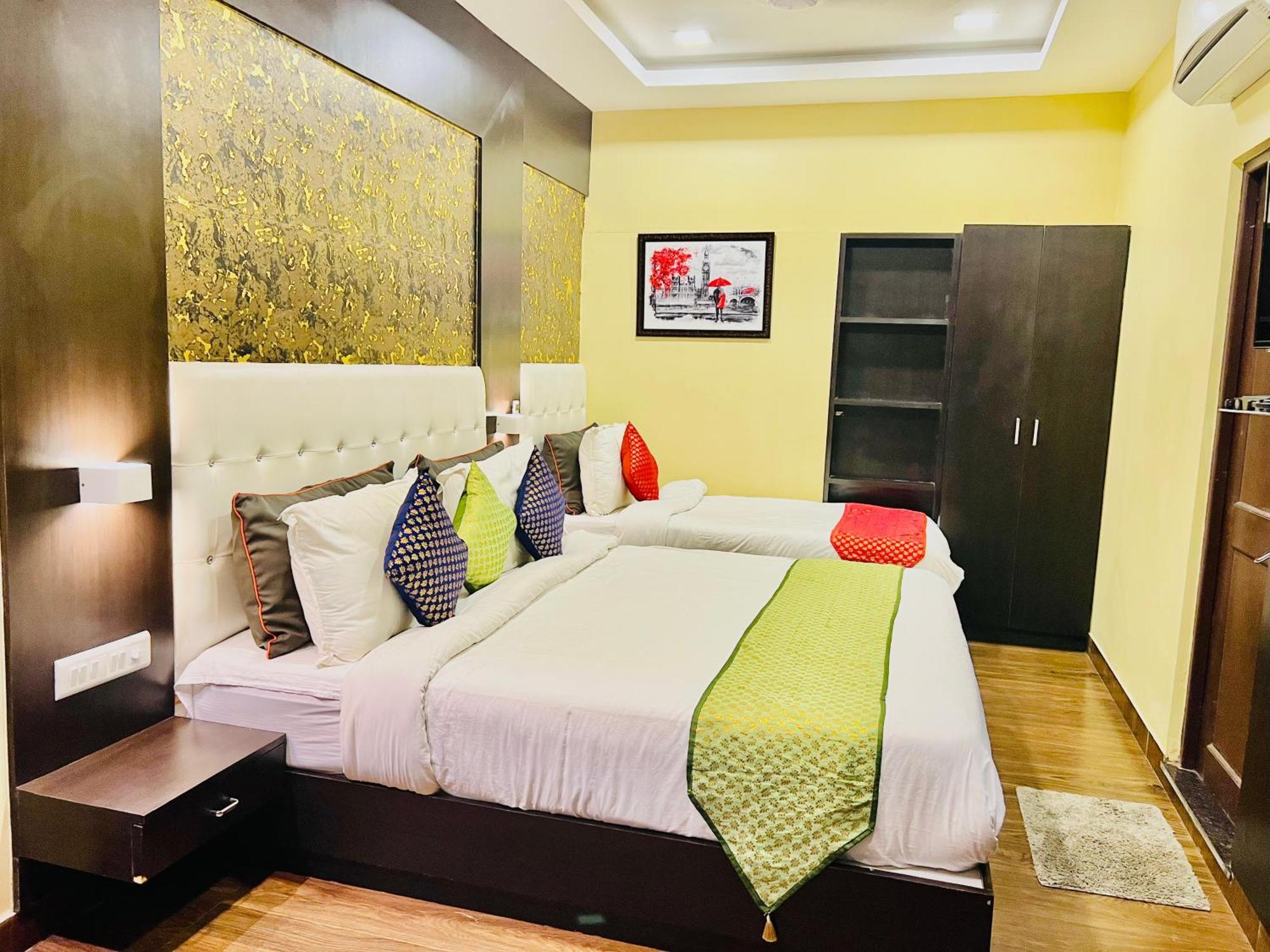 Hotel Grand Bhagwat, Udaipur Ngoại thất bức ảnh